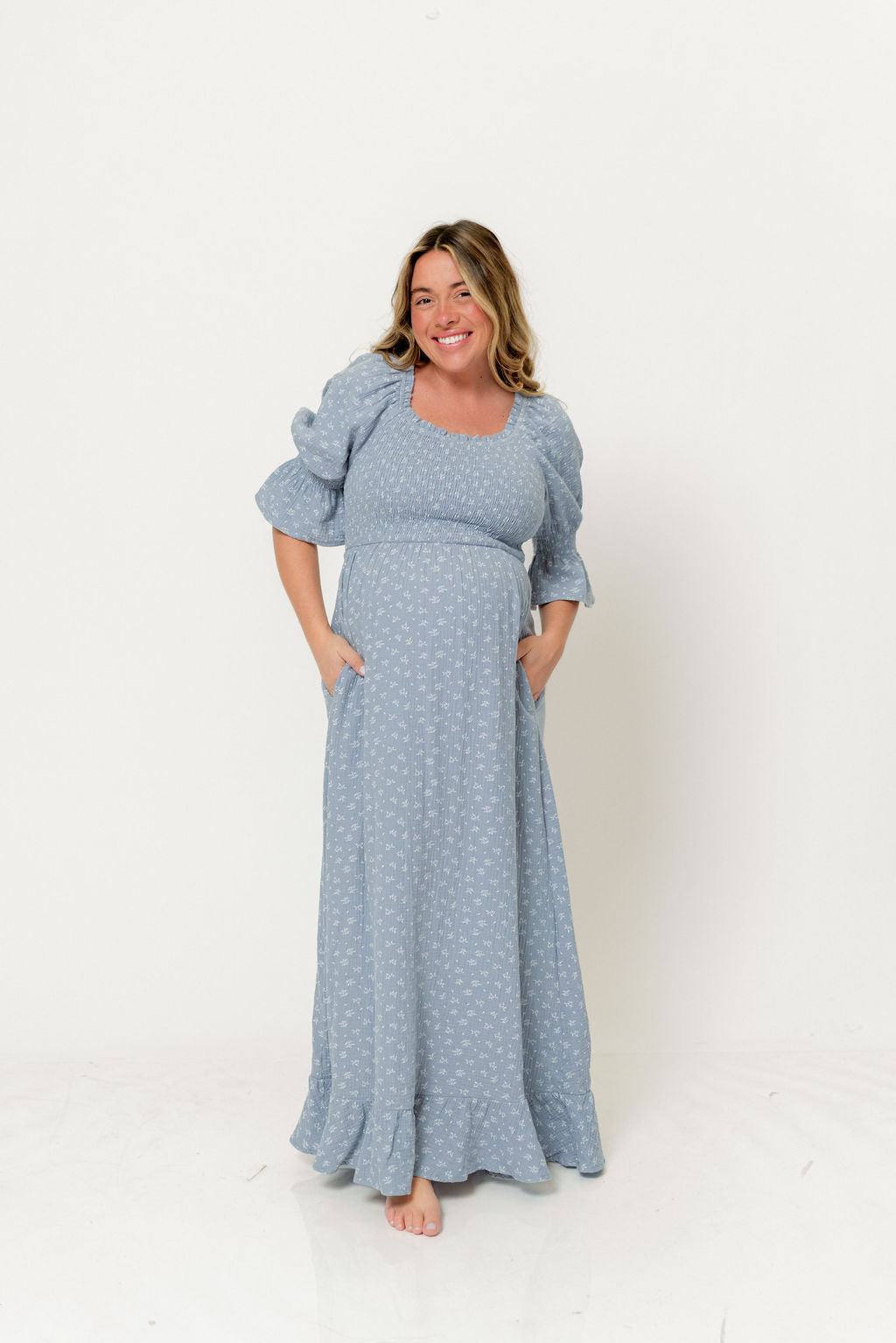 Sienna 100% Cotton Puff Sleeve Maxi Dress in Light Indigo Foliage - Bump Friendly