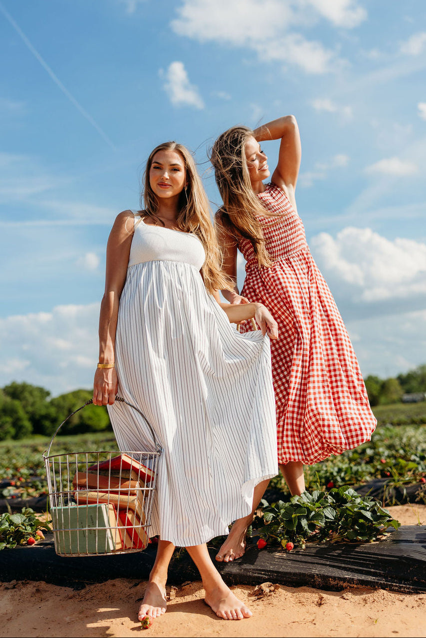 Avril Ribbed Knit Bodice Maxi Dress in Off-White Stripe