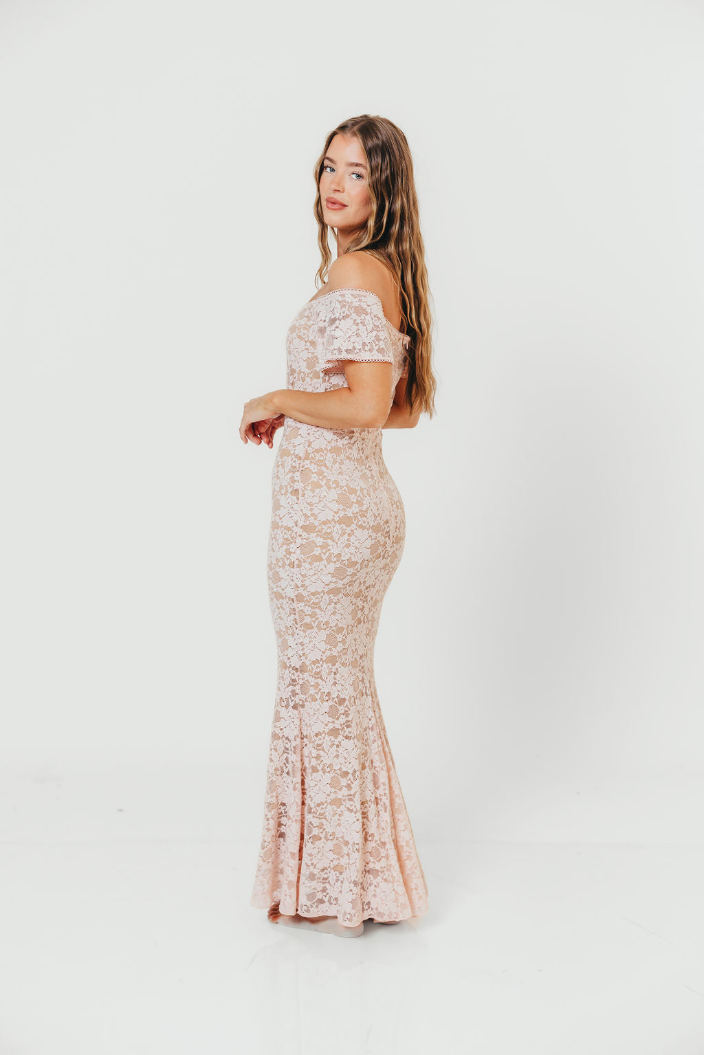 Evermore Lace Maxi Dress in Pale Pink