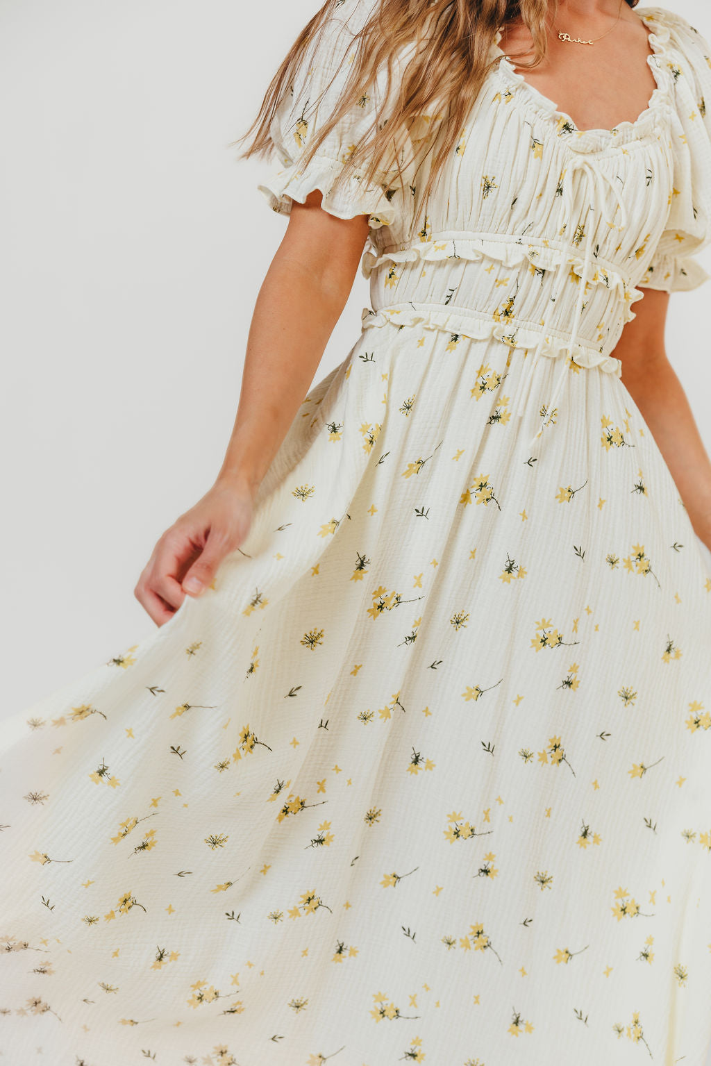 Sydnee Maxi Dress in Yellow Floral - Bump Friendly & Inclusive Sizing