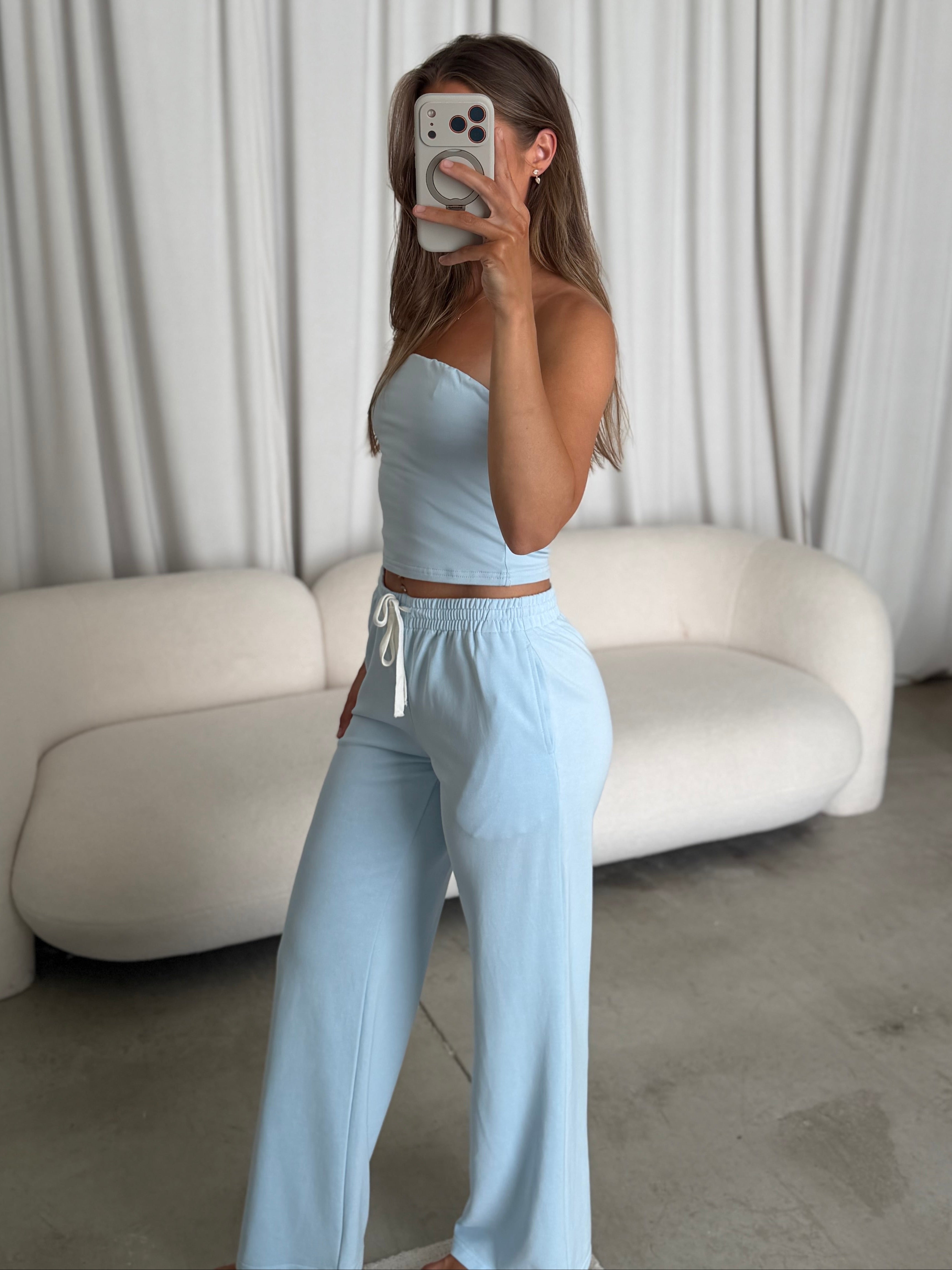 Khloe Set in Light Blue