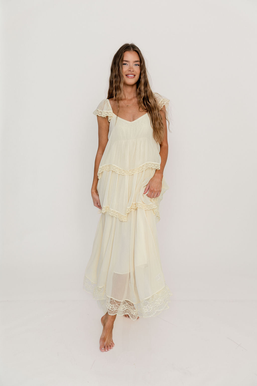 Nicola Maxi Dress in Light Beige*6/25 PRE-ORDER*
