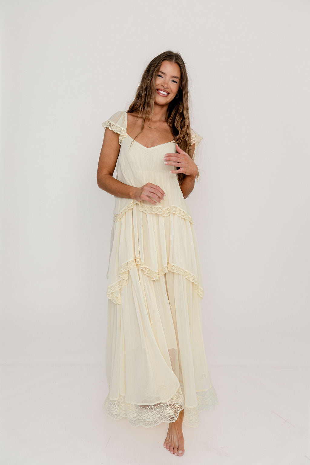 Nicola Maxi Dress in Light Beige*6/25 PRE-ORDER*
