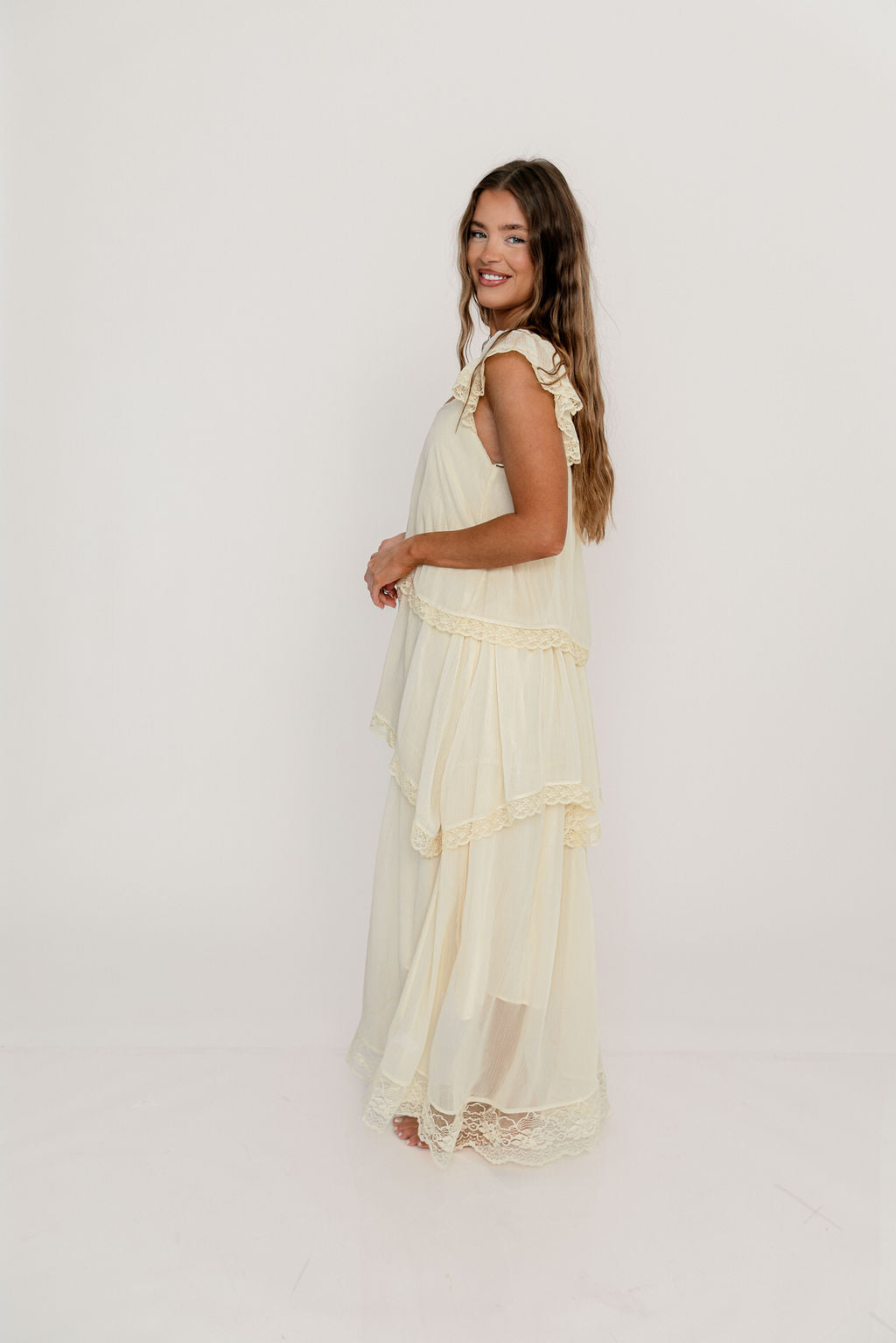 Nicola Maxi Dress in Light Beige*6/25 PRE-ORDER*