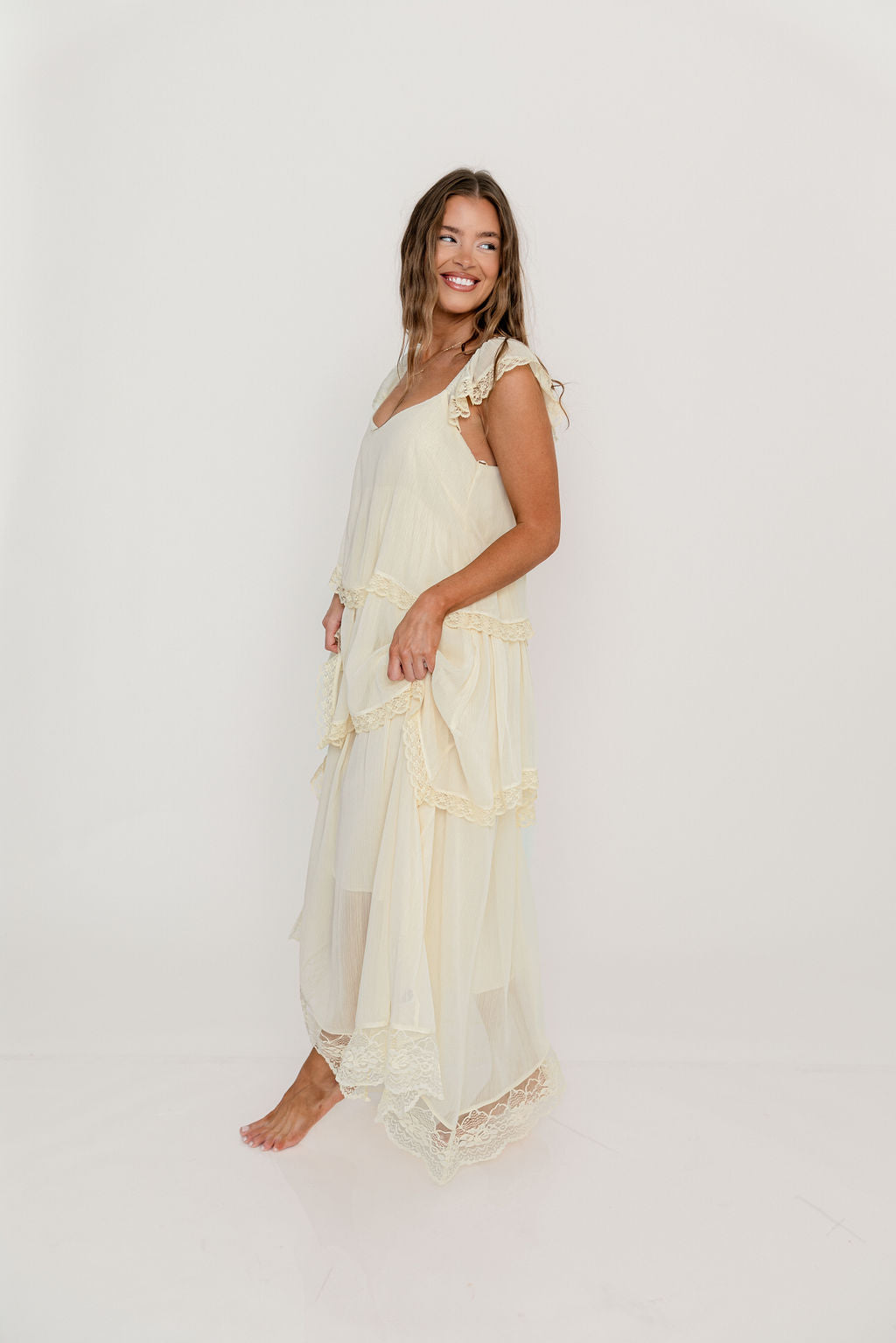 Nicola Maxi Dress in Light Beige*6/25 PRE-ORDER*