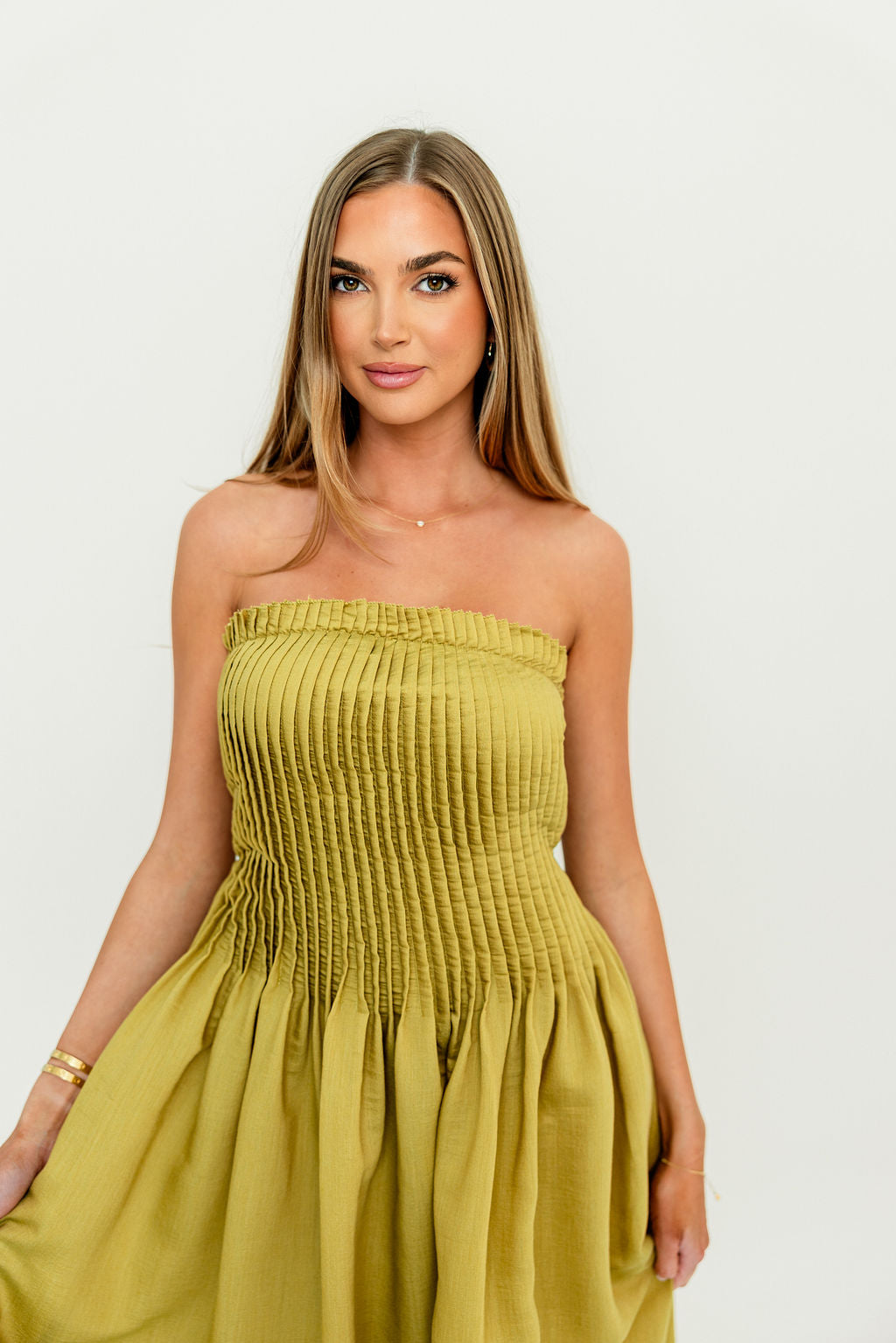 Lavina Strapless Pleated Tube Midi Dress in Dark Kiwi