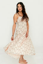 Lynlee Wallpaper Floral Print Midi Dress in Rose