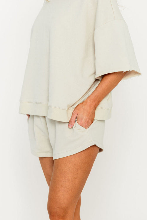 Bennett Shorts in Beige