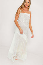 Garner Floral and Lace Maxi Dress in Cream/Pink