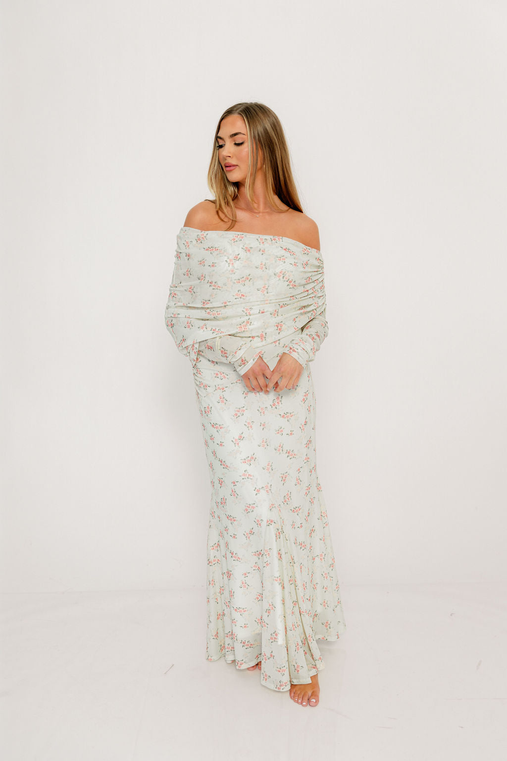 Azaleia Maxi Dress in Blush Floral - Bump Friendly - Size Up for Maternity
