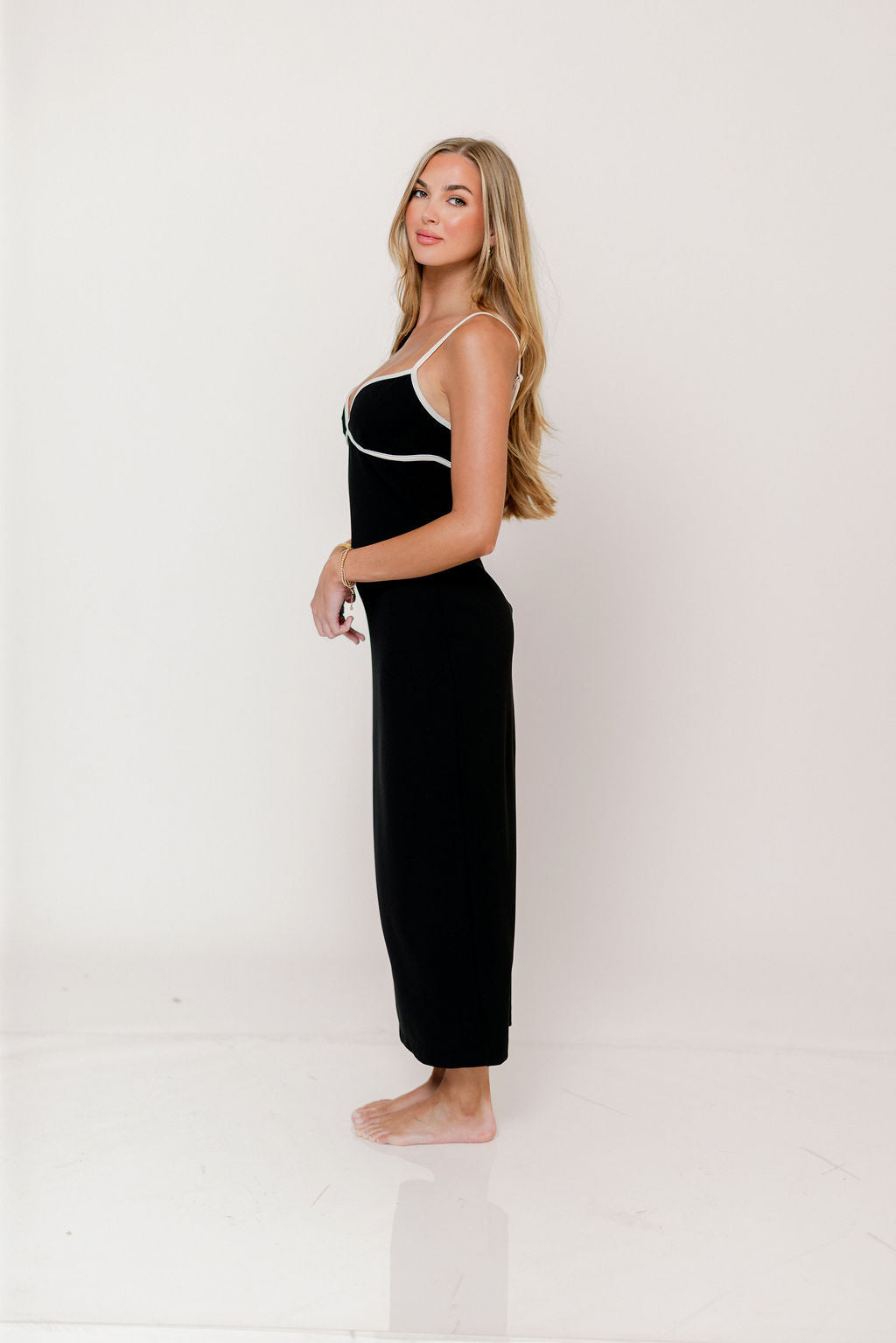 Zoya Maxi Dress in Black