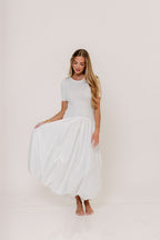 Zaniyah Bubble Skirt Midi Dress in White