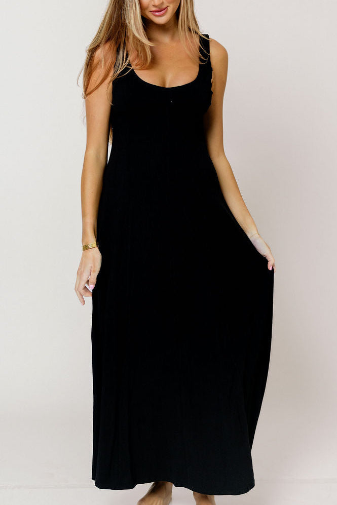 Jocelyn Midi Dress in Black