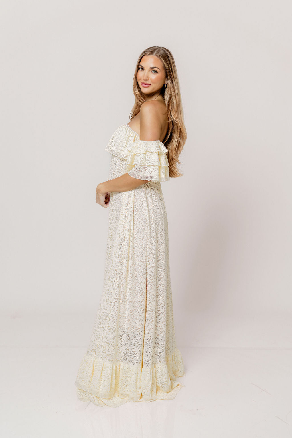 Blakely Maxi Dress in Cream *6/29 PRE-ORDER*