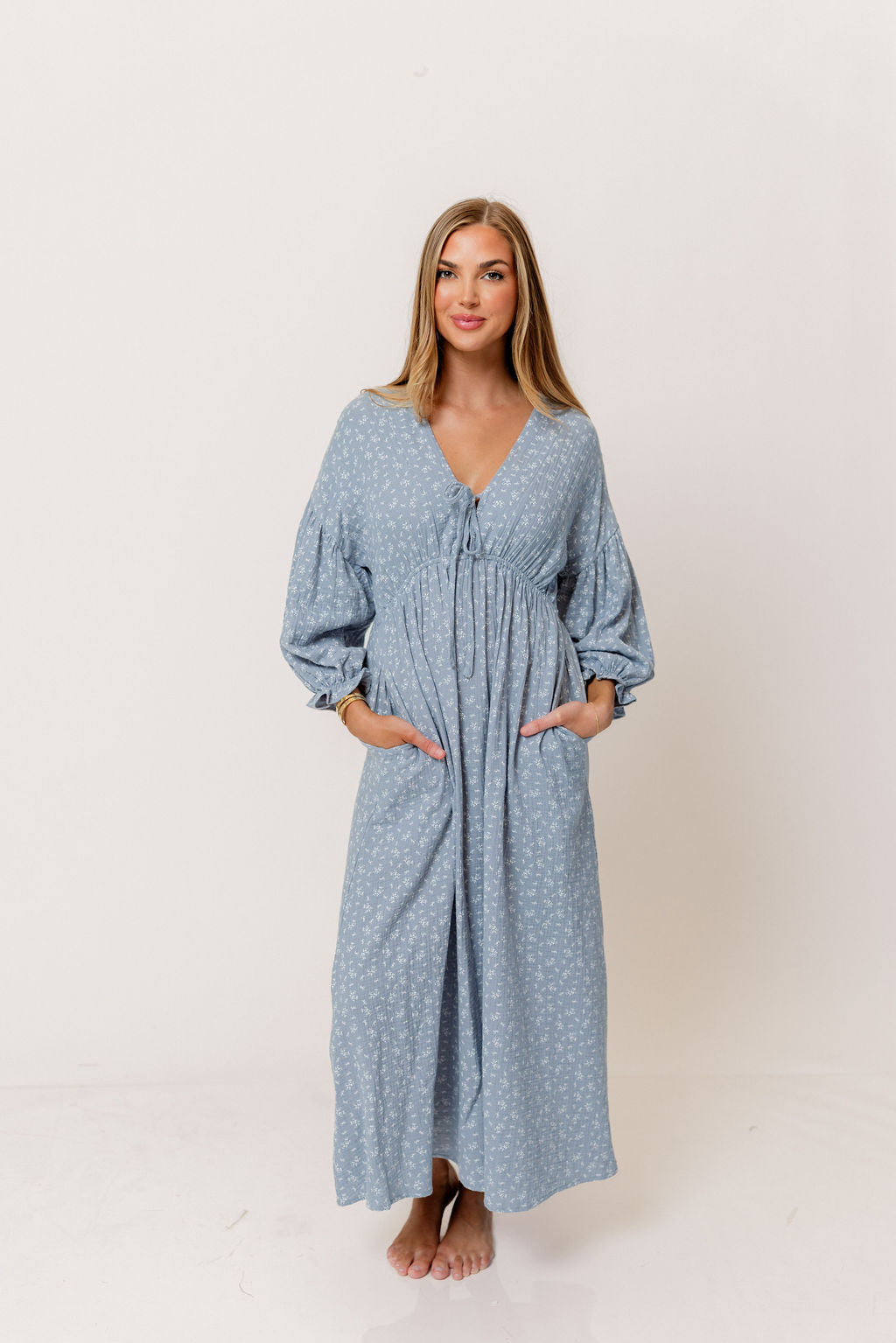 Hunter 100% Cotton Midi Dress in Light Indigo Foliage - Bump Friendly