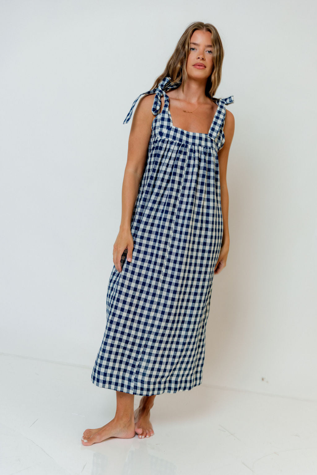Estelle 100% Linen Midi Dress in Navy/White